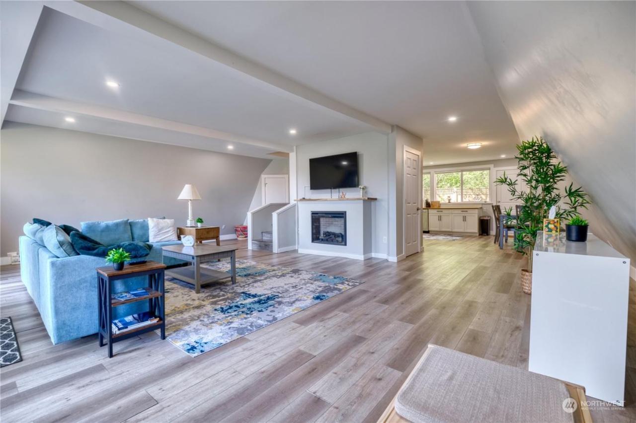 Newly Remodeled 2Bd Room A Frame Cottage Point Roberts Exteriér fotografie